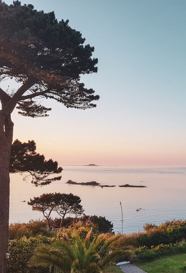 bon cadeau hotel vue mer en bretagne